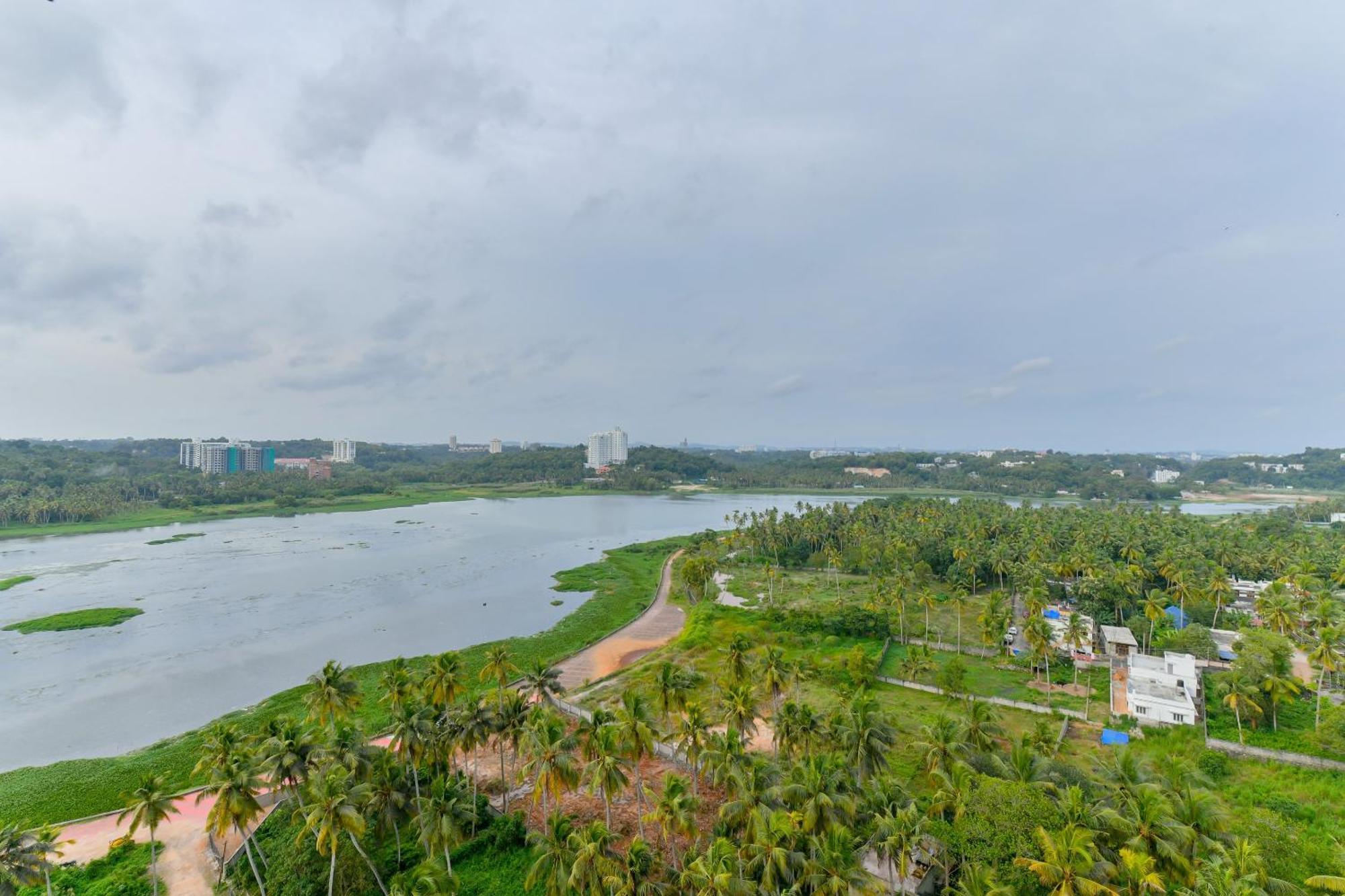 Super Hotel O Tyche Stays Thiruvananthapuram Dış mekan fotoğraf